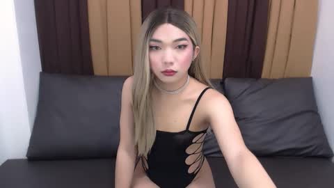 Goddess Yoshi online show from 02-22-25, 05:44