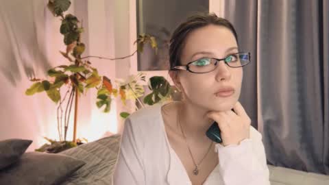 Aida online show from 03-10-25, 06:23