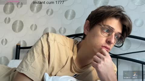 Snapshot of yourhotchristian chatting on 12-09-24, 07:28 Chris online show from 12-09-24, 07:28