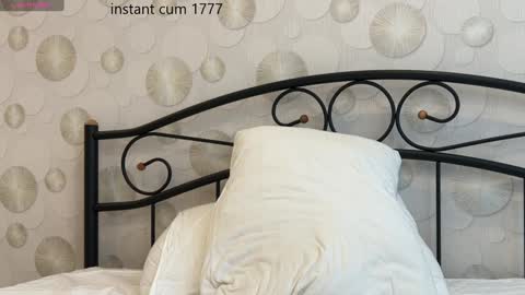 Snapshot of yourhotchristian chatting on 01-18-25, 07:49 Chris online show from 01-18-25, 07:49