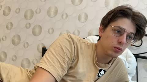 Snapshot of yourhotchristian chatting on 02-10-25, 07:15 Chris online show from 02-10-25, 07:15