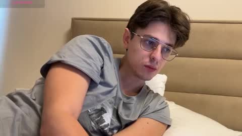 Snapshot of yourhotchristian chatting on 03-02-25, 06:59 Chris online show from 03-02-25, 06:59