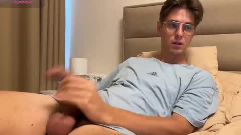 Snapshot of yourhotchristian chatting on 09-16-25, 06:47 Chris online show from 09-16-25, 06:47