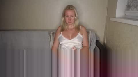 Iamyourdream online show from 10-04-25, 09:35