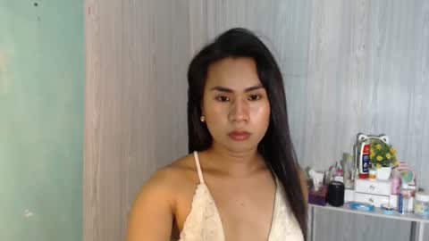 Snapshot of yourhottie_winxxx chatting on 02-21-26, 06:36 Mauie online show from 02-21-26, 06:36