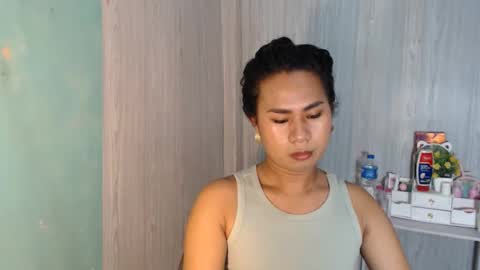 Snapshot of yourhottie_winxxx chatting on 03-27-26, 03:45 Mauie online show from 03-27-26, 03:45