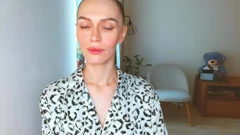 Ksyusha online show from 05-01-26, 06:40