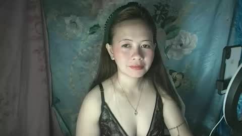 Snapshot of yourlenda chatting on 02-13-26, 06:48 Glenda online show from 02-13-26, 06:48