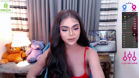 Snapshot of yourloveable chatting on 10-21-25, 10:54 CHARLOTTE online show from 10-21-25, 10:54