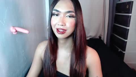 yourlovebella88 online show from 03-02-25, 09:32