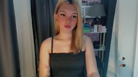 KYLIE MORE online show from 05-13-26, 10:45