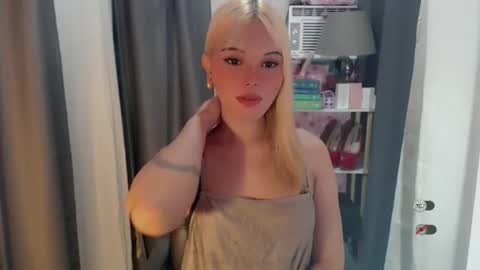 KYLIE MORE online show from 05-27-26, 07:27