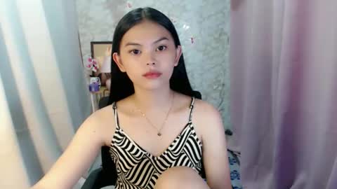 your lovely Dina online show from 11-22-25, 02:16