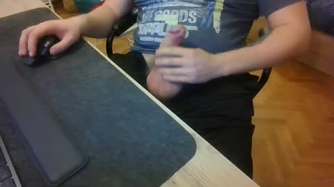 Snapshot of yourmaster9889 chatting on 02-20-25, 08:47 yourmaster9889 online show from 02-20-25, 08:47