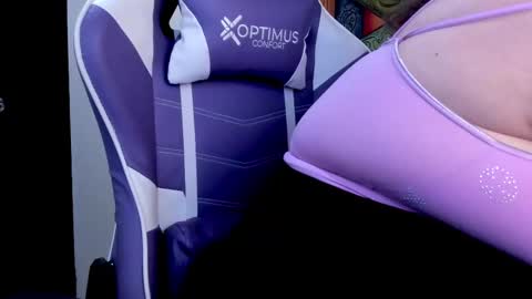 Milla 3 online show from 03-12-25, 03:57