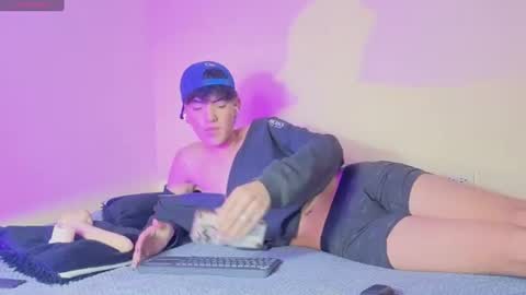 yournaughtyfemboy online show from 07-15-26, 07:02