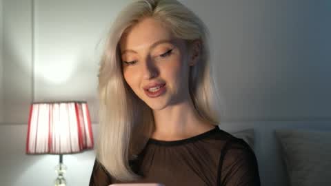Eva online show from 09-15-25, 10:54