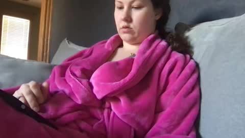 Snapshot of yournewbigmama chatting on 02-13-25, 05:44 yournewbigmama online show from 02-13-25, 05:44