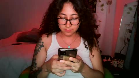 Snapshot of yourownerserena chatting on 02-02-25, 04:26 Serena online show from 02-02-25, 04:26