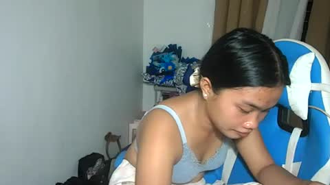 Snapshot of yourpinay_belle chatting on 02-25-26, 06:50 Belle online show from 02-25-26, 06:50