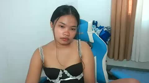 Snapshot of yourpinay_belle chatting on 03-17-26, 03:22 Belle online show from 03-17-26, 03:22