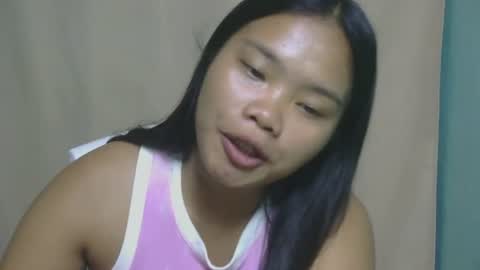 Snapshot of yourpinay_belle chatting on 06-27-26, 11:15 Belle online show from 06-27-26, 11:15