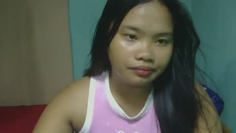 Snapshot of yourpinay_belle chatting on 07-09-26, 01:37 Belle online show from 07-09-26, 01:37