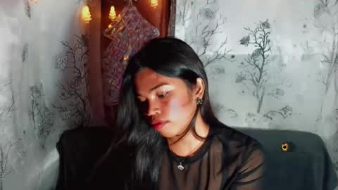 Snapshot of yourqueen_19 chatting on 05-08-26, 11:15 yourqueen_19 online show from 05-08-26, 11:15