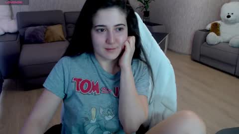 Snapshot of yourr_muse chatting on 02-23-25, 05:12 Yourr Muse online show from 02-23-25, 05:12