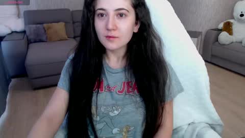 Snapshot of yourr_muse chatting on 02-24-25, 05:11 Yourr Muse online show from 02-24-25, 05:11