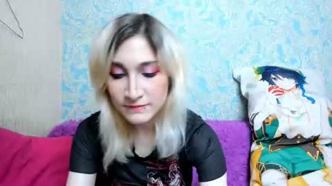 Snapshot of yourr_robin chatting on 07-30-26, 12:37 yourr_robin online show from 07-30-26, 12:37