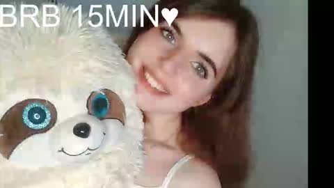Snapshot of yourraccoon chatting on 10-20-25, 11:54 Jenny online show from 10-20-25, 11:54