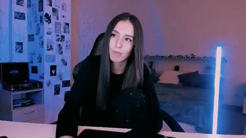 Eva online show from 09-26-25, 07:29