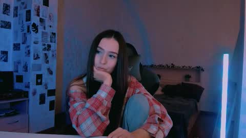 Eva online show from 10-12-25, 07:46