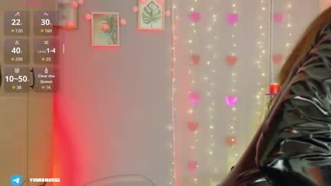 Snapshot of yourrmuse_ chatting on 02-28-26, 02:34 Isabella but you can call me Isa .-. online show from 02-28-26, 02:34