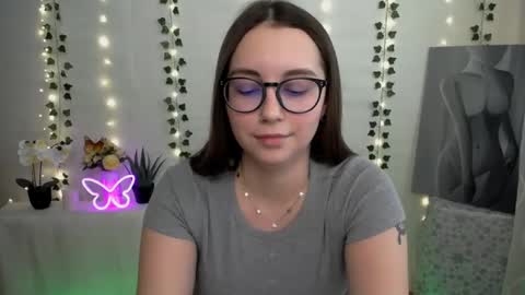 Happy online show from 02-25-25, 09:42