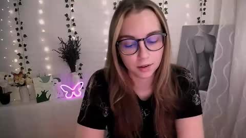 Happy online show from 09-24-25, 09:01