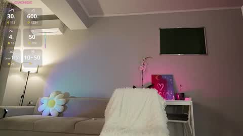 Luminous Luna online show from 03-03-26, 02:34