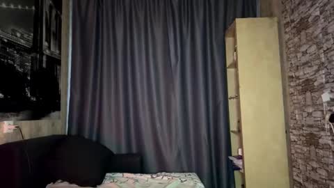 Selene online show from 09-18-25, 05:09