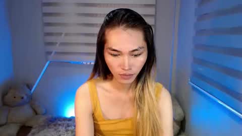 Snapshot of yoursexservice chatting on 01-06-25, 01:42 online show from 01-06-25, 01:42