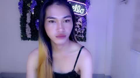 Snapshot of yoursexservice chatting on 01-25-25, 12:17 online show from 01-25-25, 12:17