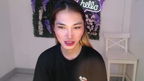 Snapshot of yoursexservice chatting on 02-02-25, 10:49 online show from 02-02-25, 10:49