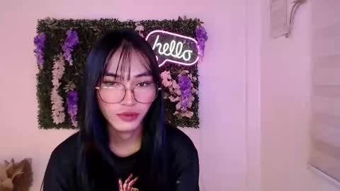 Snapshot of yoursexservice chatting on 02-19-25, 12:14 online show from 02-19-25, 12:14