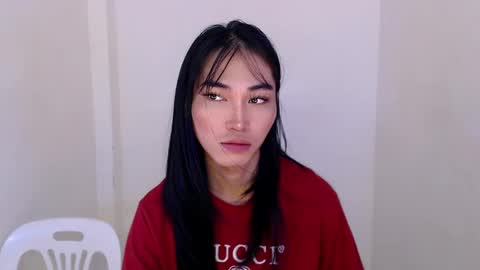 Snapshot of yoursexservice chatting on 02-22-25, 01:00 online show from 02-22-25, 01:00