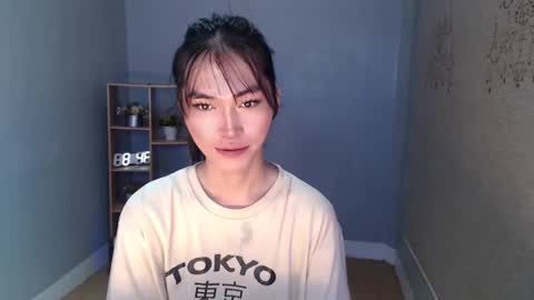 Snapshot of yoursexservice chatting on 03-04-25, 11:00 online show from 03-04-25, 11:00