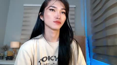 Snapshot of yoursexservice chatting on 10-12-25, 10:53 online show from 10-12-25, 10:53