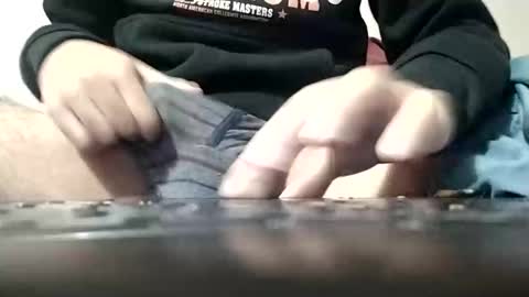 Snapshot of yoursexymr chatting on 12-01-25, 04:34 Mark online show from 12-01-25, 04:34