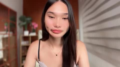 yoursluttyashxx online show from 04-28-26, 05:51
