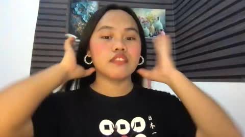 Snapshot of yourspecialgirl_rhea chatting on 05-05-26, 12:35 yourspecialgirl_rhea online show from 05-05-26, 12:35