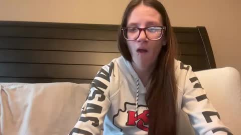 yourstrulylivy online show from 12-14-24, 09:02